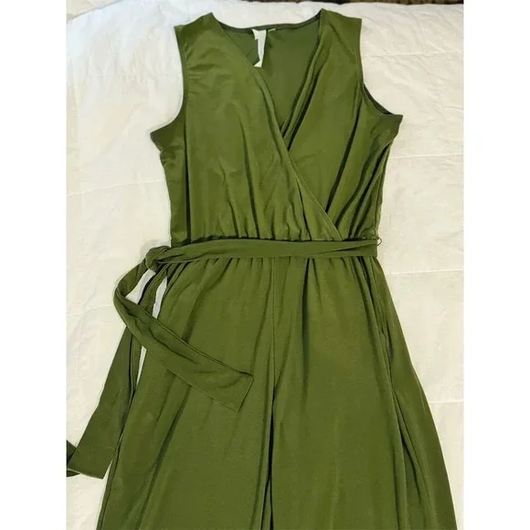 NY Collection Women's Olive Green Sleeveless Wrap Jumpsuit with Belt Size P/S - Picture 5 of 7
